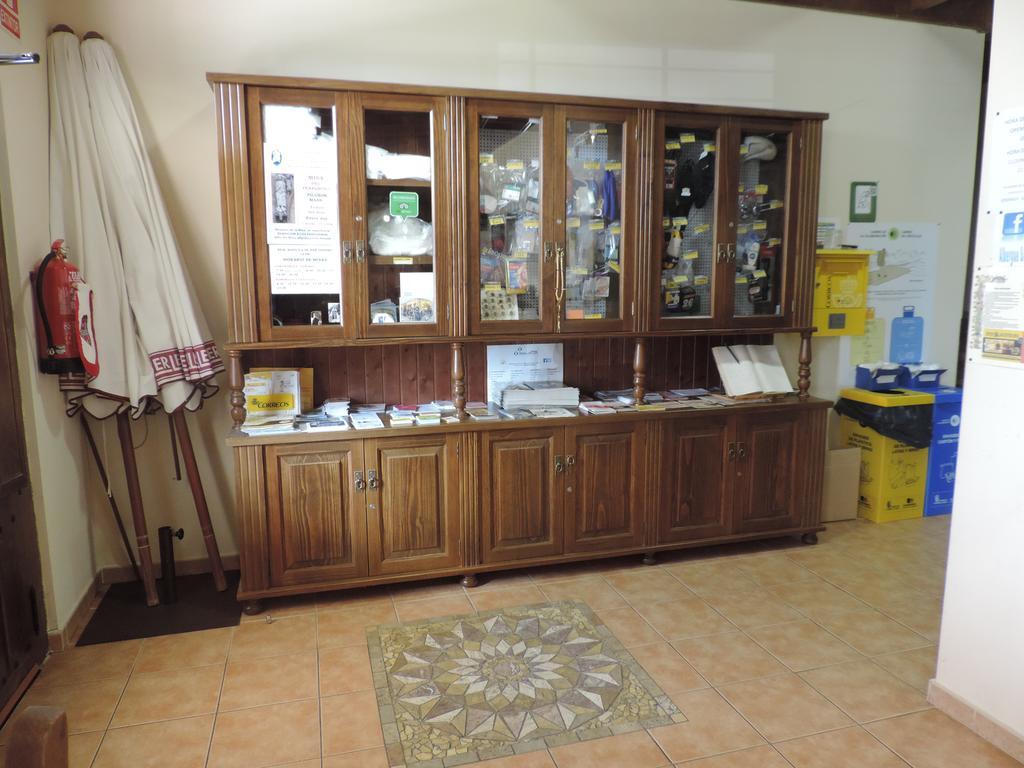 Albergue Santo Tomas De Canterbury 莱昂 外观 照片